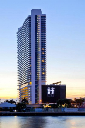  Hyde Beach Residence  Голливуд